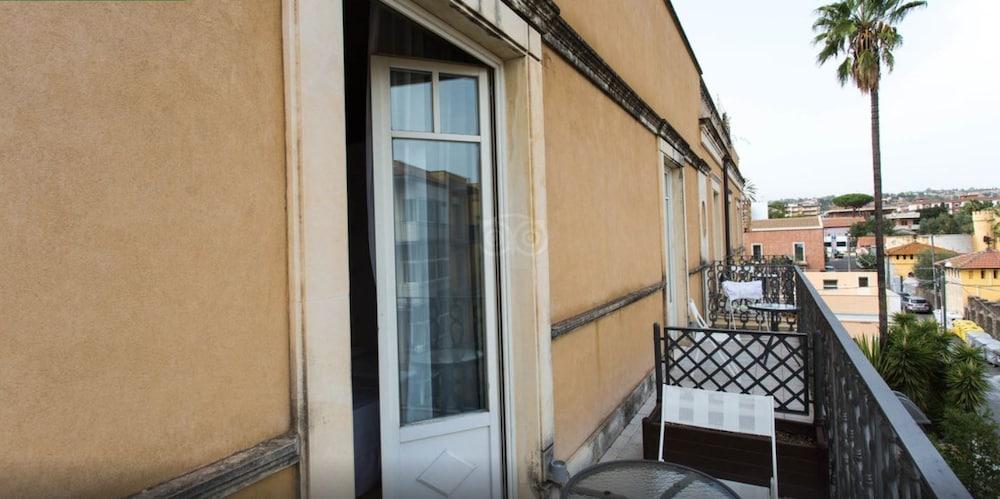 Una Hotels One CTA Exteriör bild