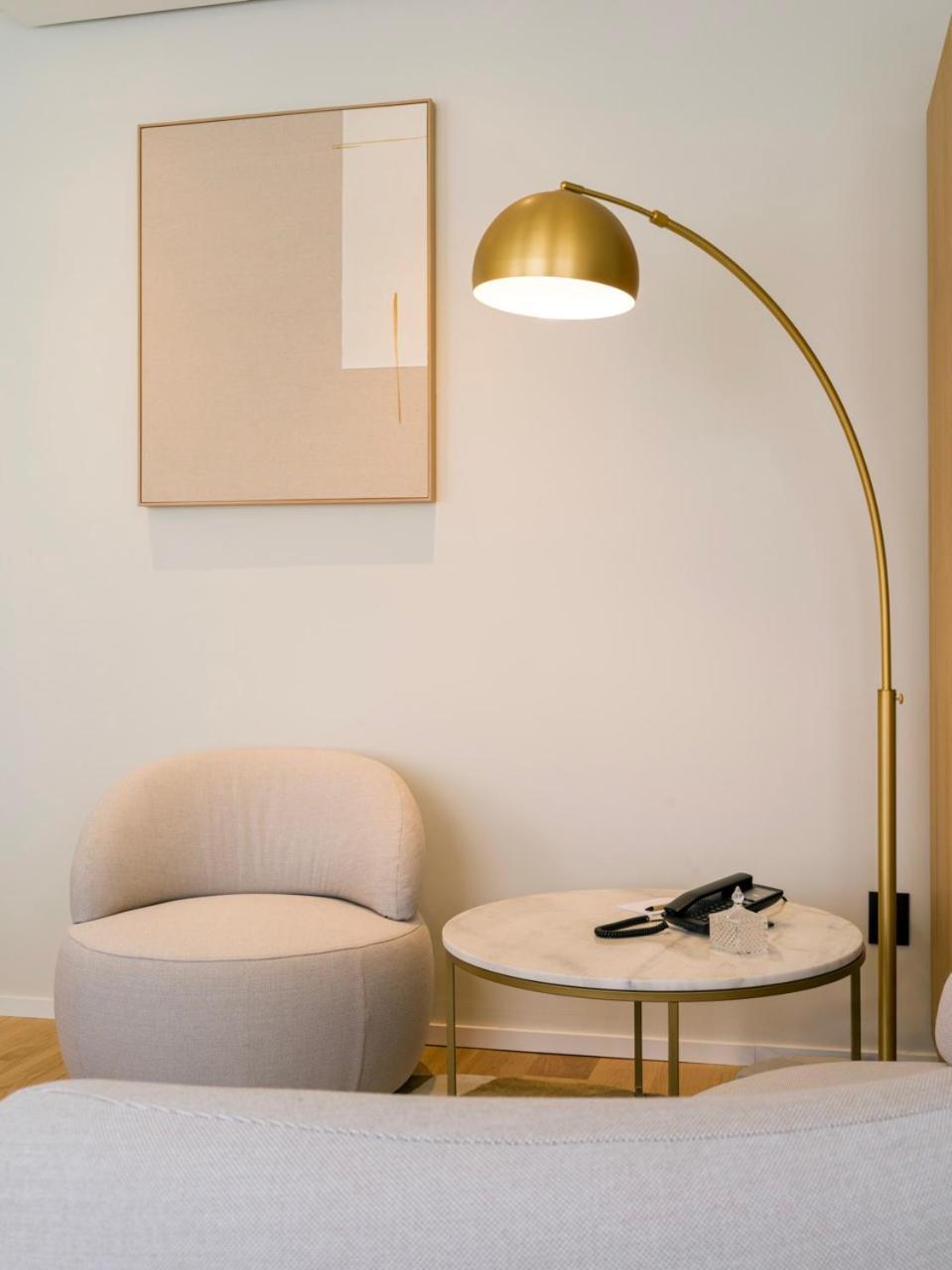 Una Hotels One CTA Exteriör bild